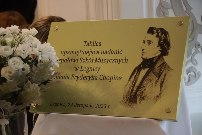 Uroczystość nadania imienia Fryderyka Chopina Zespołowi Szkół Muzycznych w Legnicy